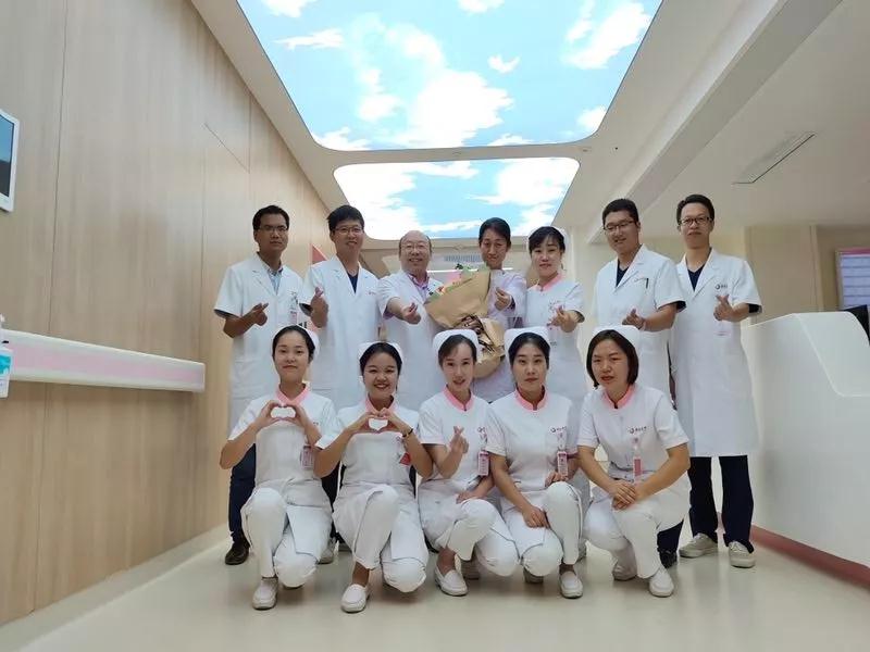 這個國慶，西安國際醫(yī)學中心人用守護向祖國深情表白
