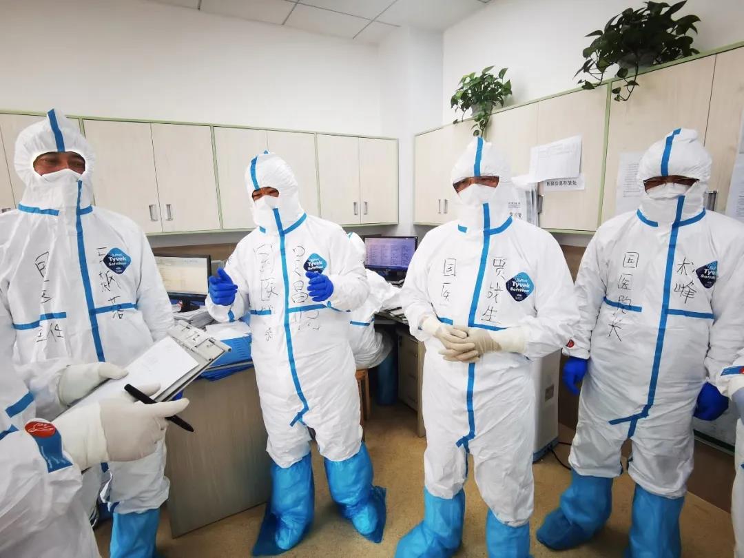 【戰(zhàn)“疫”人物】白衣當鎧甲，抗“疫”是打仗——記西安國際醫(yī)學中心醫(yī)院赴湖北醫(yī)療隊專家王飆落