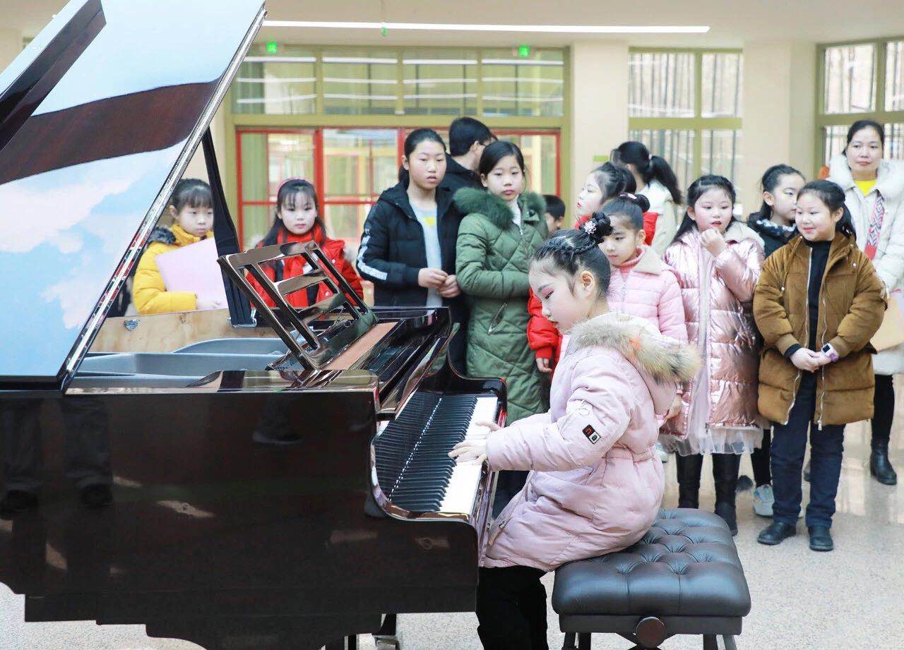 暖心！“小演奏家”走進西安國際醫(yī)學中心醫(yī)院——“寒假健康教育公益行”研學活動之二